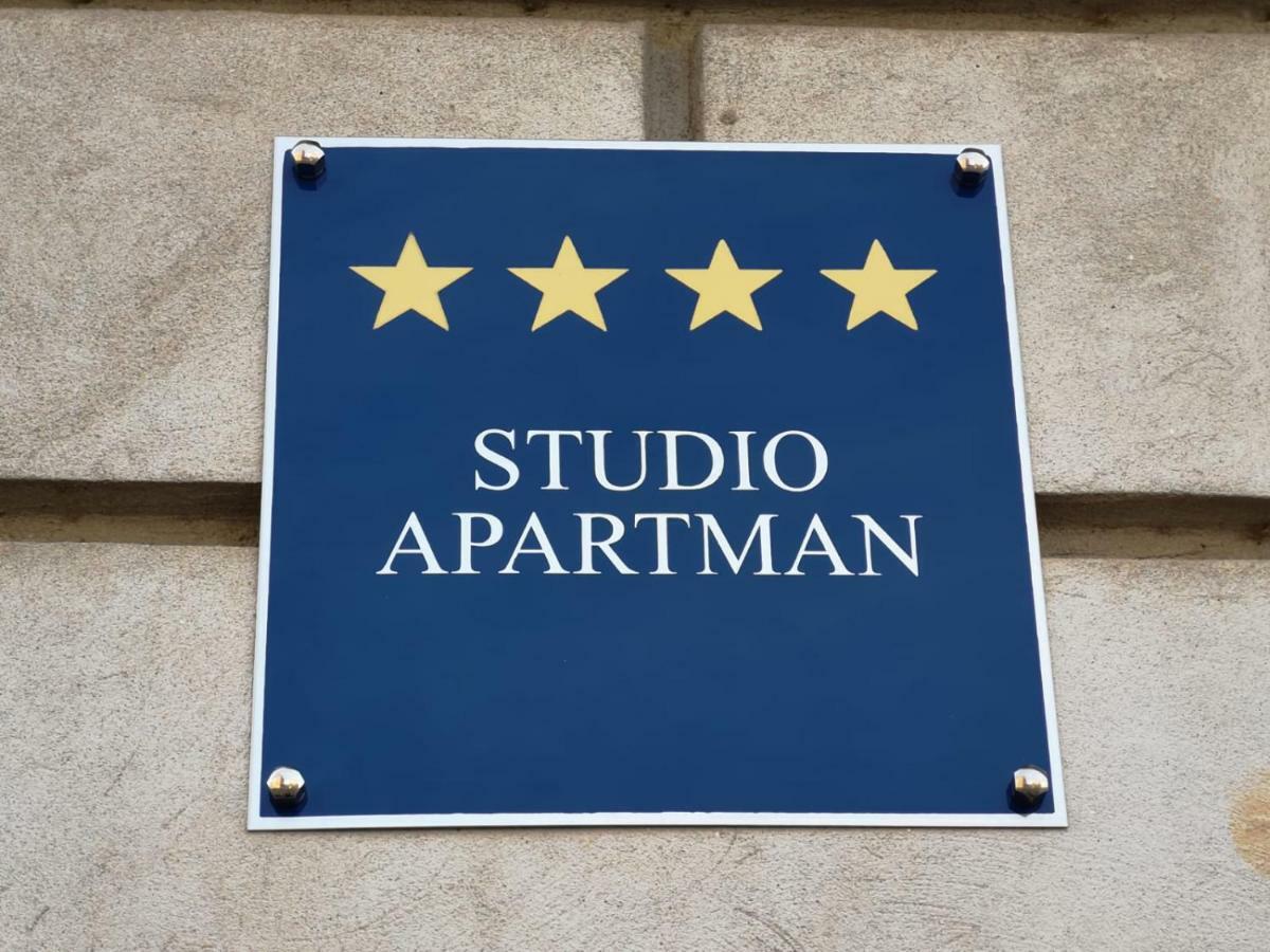Studio apartman Comodo Zagabria Esterno foto