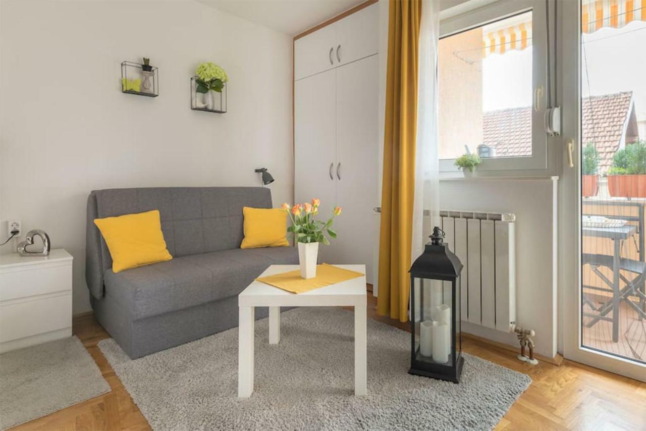 Studio apartman Comodo Zagabria Esterno foto